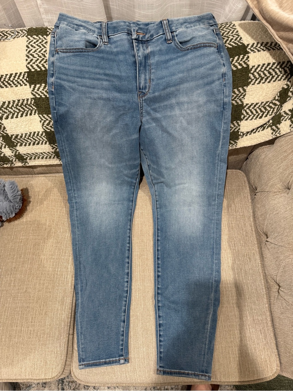American Eagle Outfitters Light Blue Skinny Jeans